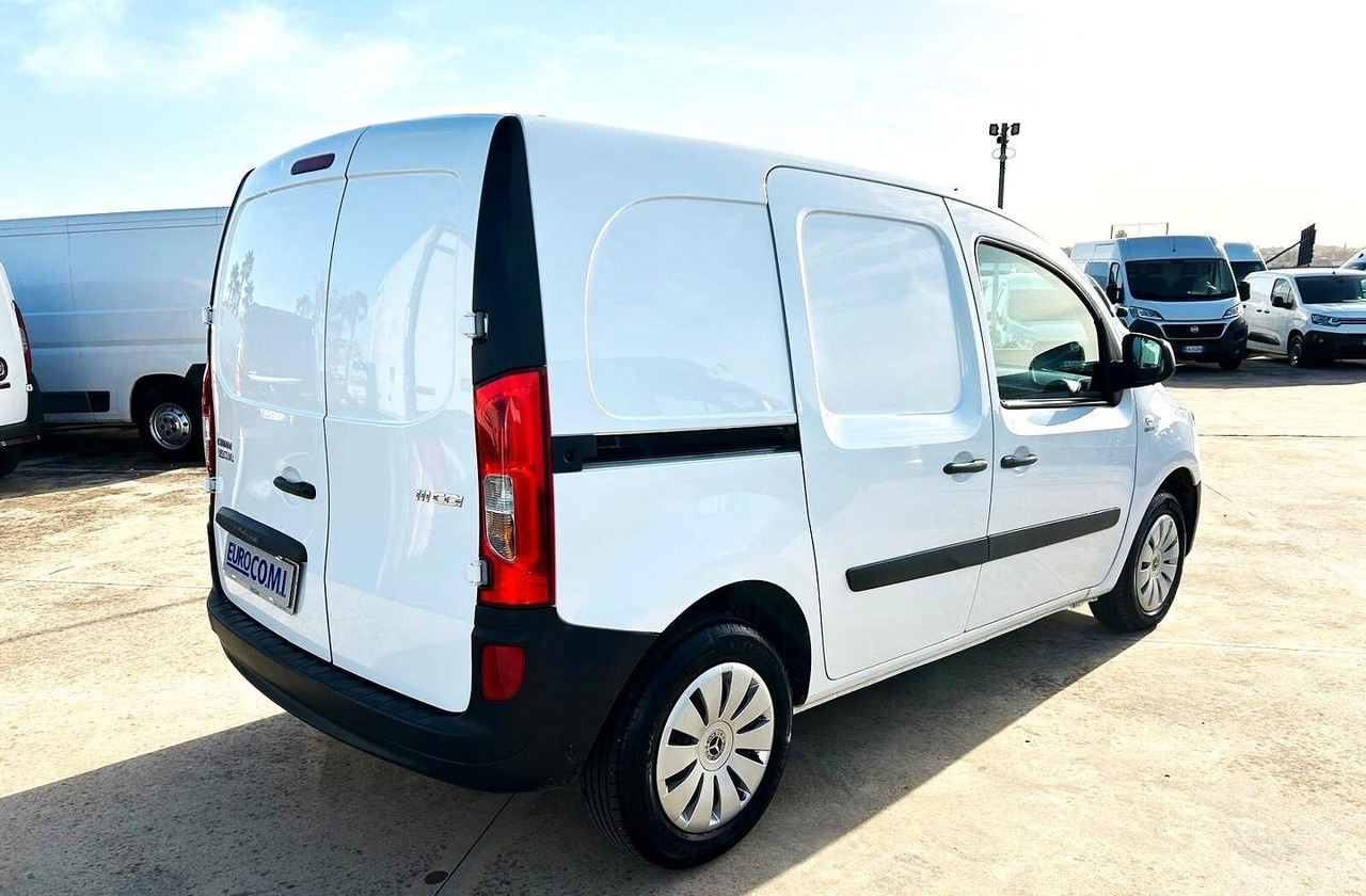 Mercedes Benz Citan 111 cdi Long 3 posti - Små skåpbil: bild 4 Mercedes Benz Citan 111 cdi Long 3 posti - Små skåpbil: bild 4