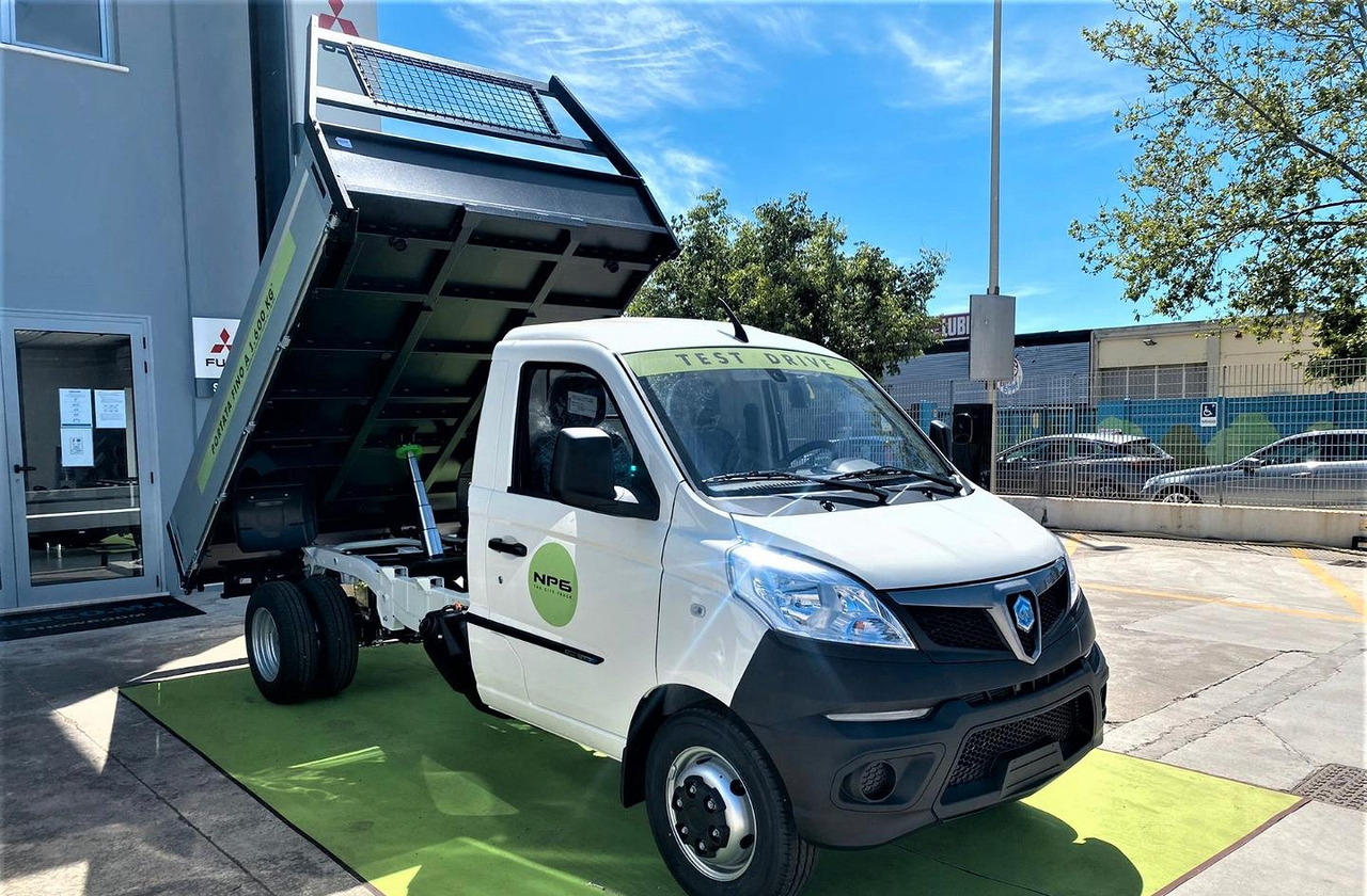 Piaggio Porter NP6 Ribaltabile Gemellato - Transportbil med tippflak: bild 3 Piaggio Porter NP6 Ribaltabile Gemellato - Transportbil med tippflak: bild 3
