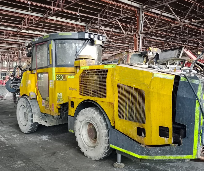 EPIROC BOLTEC S - Gruvmaskin: bild 1 EPIROC BOLTEC S - Gruvmaskin: bild 1