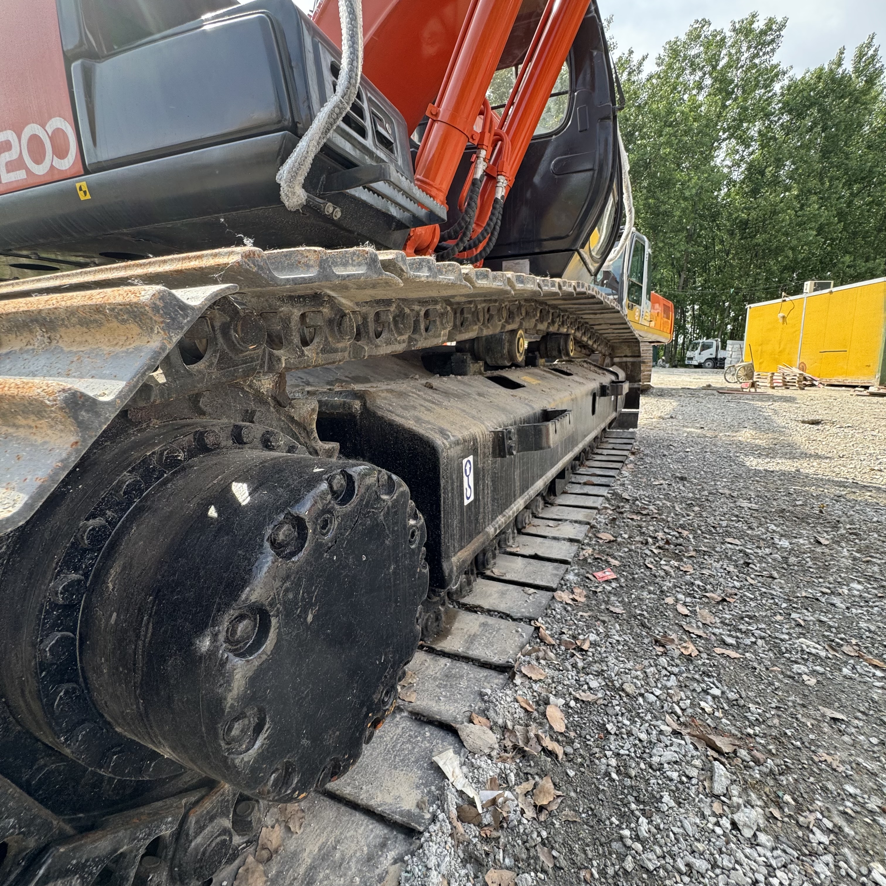 HITACHI ZX200 - Bandgrävare: bild 5 HITACHI ZX200 - Bandgrävare: bild 5