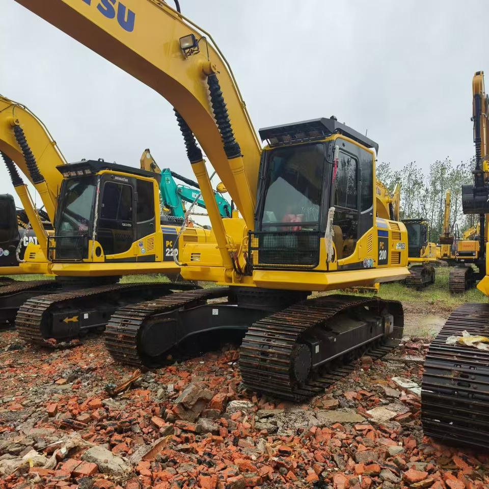 KOMATSU PC200 - Bandgrävare: bild 2 KOMATSU PC200 - Bandgrävare: bild 2