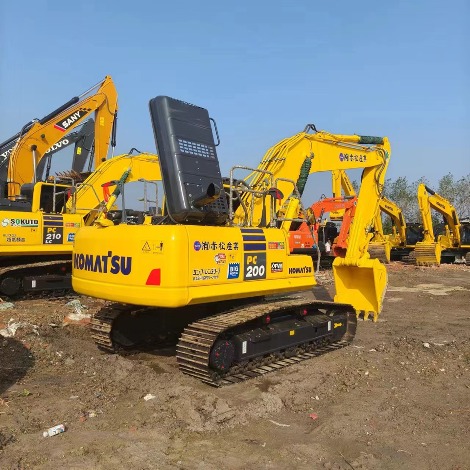 KOMATSU PC200 - Bandgrävare: bild 3 KOMATSU PC200 - Bandgrävare: bild 3
