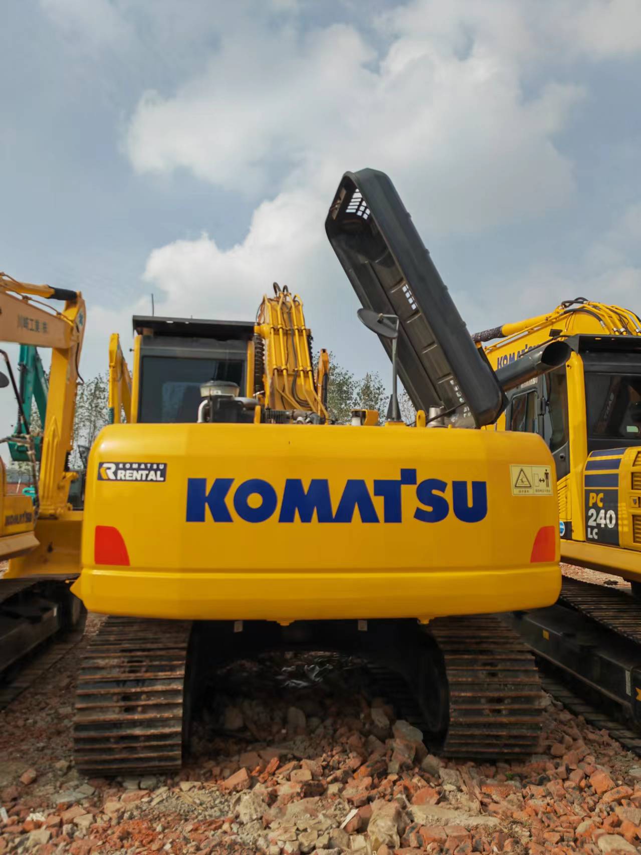 KOMATSU PC200 - Bandgrävare: bild 5 KOMATSU PC200 - Bandgrävare: bild 5