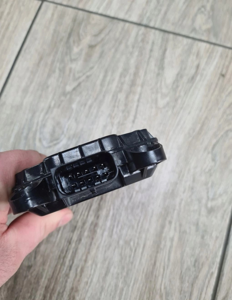 FORD F-MAX KNORR-BREMSE K096653H001 575127535 210101163 54087259C K155778 Z228902 Z246709 - Sensor: bild 1 FORD F-MAX KNORR-BREMSE K096653H001 575127535 210101163 54087259C K155778 Z228902 Z246709 - Sensor: bild 1