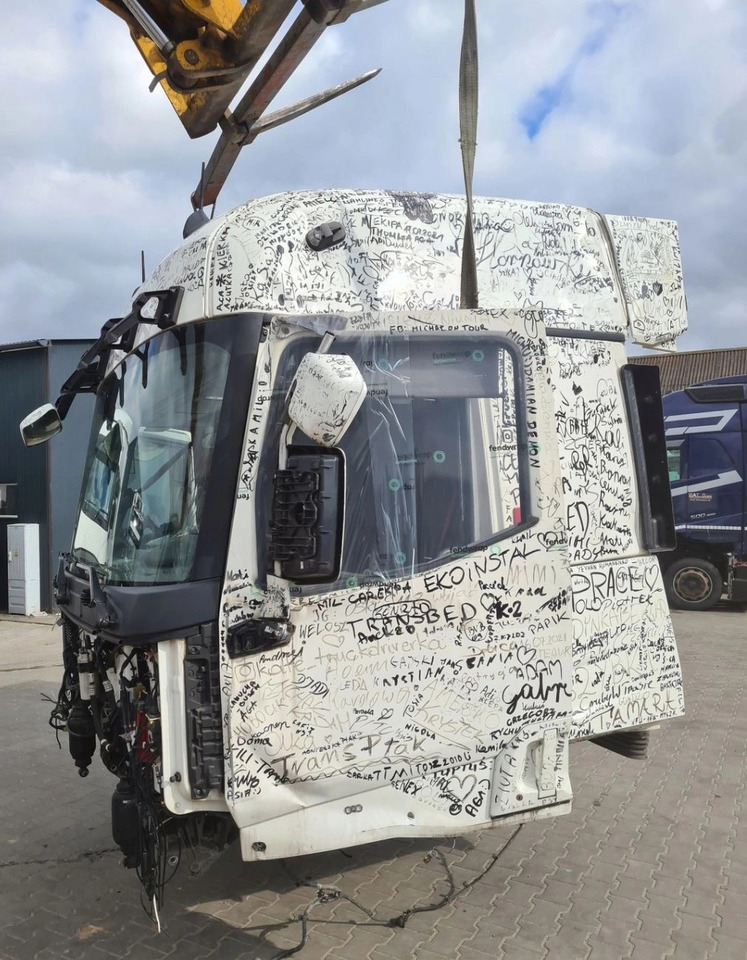 GOŁA SZKIELET POSZYCIE BLACHA RENAULT GAMA T HIGH WYSOKA KABINA - Hytt: bild 2 GOŁA SZKIELET POSZYCIE BLACHA RENAULT GAMA T HIGH WYSOKA KABINA - Hytt: bild 2