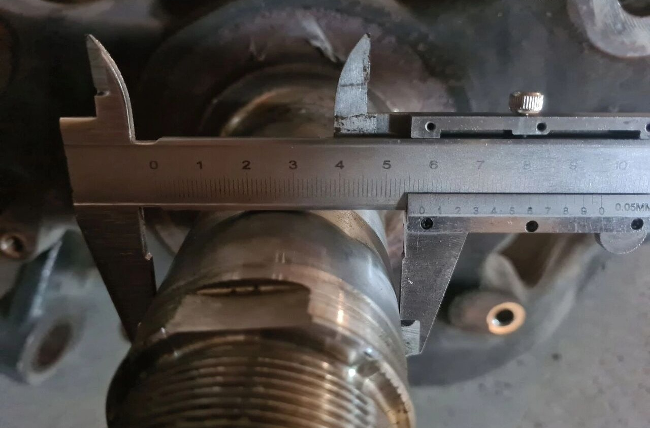 Volvo FH 4 FM 4 FH 5 FM 5 RENAULT GAMA T FI 58 22848432 Volvo VOLVO FH 4 FM 4 FH 5 FM 5 RENAULT GAMA T FI 58 22848432 - Styrspindel för Lastbil: bild 4 Volvo FH 4 FM 4 FH 5 FM 5 RENAULT GAMA T FI 58 22848432 Volvo VOLVO FH 4 FM 4 FH 5 FM 5 RENAULT GAMA T FI 58 22848432 - Styrspindel för Lastbil: bild 4