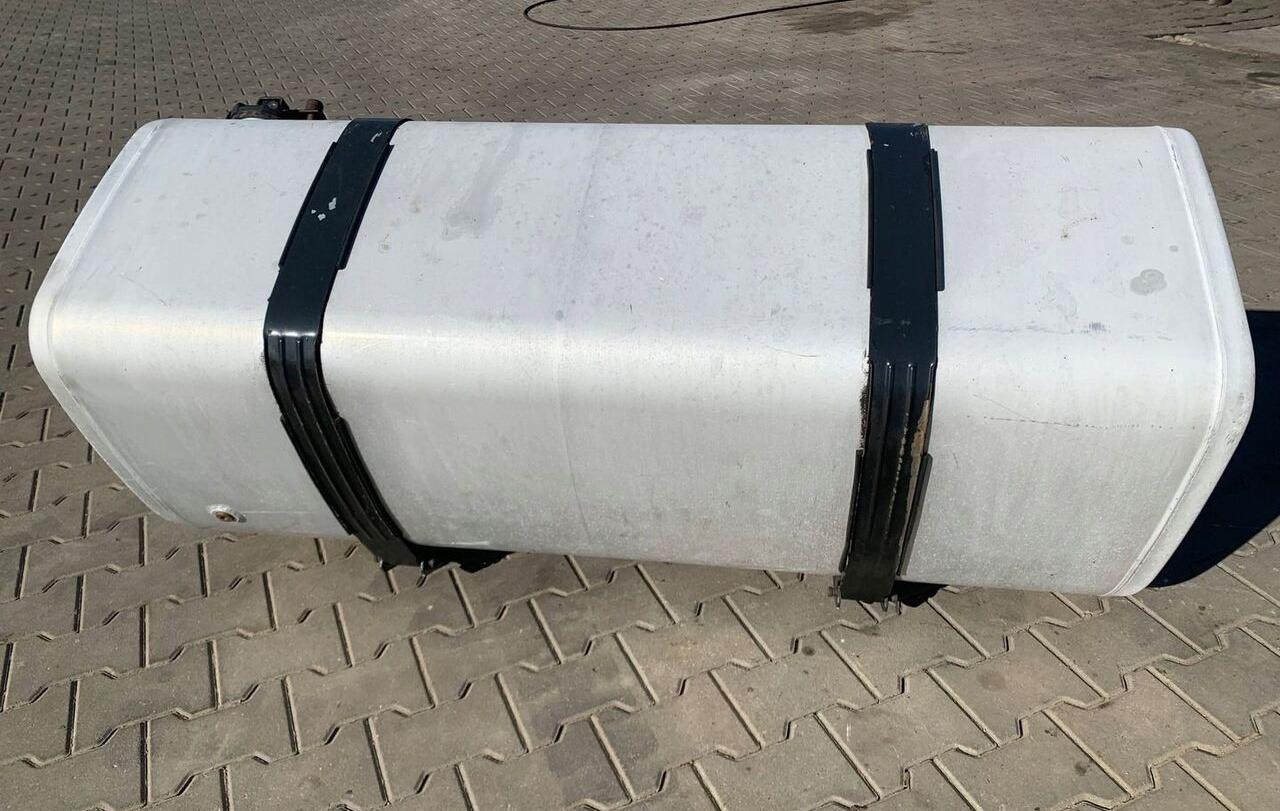 Volvo ZBIORNIK PALIWA VOLVO FH 4 FM 4 LOW DECK 150x69x56 22038784 - Bränsletank för Lastbil: bild 3 Volvo ZBIORNIK PALIWA VOLVO FH 4 FM 4 LOW DECK 150x69x56 22038784 - Bränsletank för Lastbil: bild 3