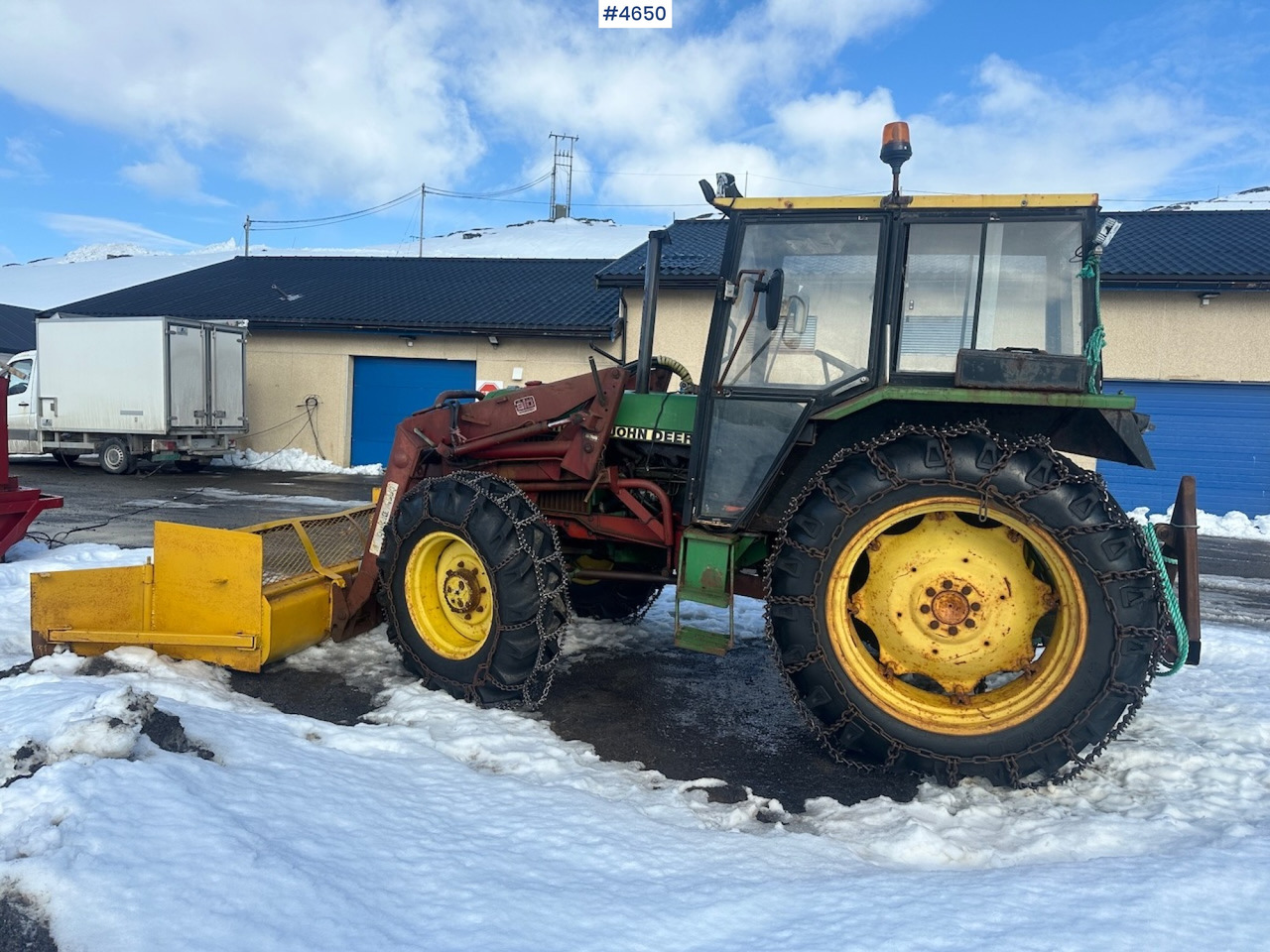 1981 John Deere 2040 w/ loader, triangle, snow blower, pallet forks and hydraulic unit. WATCH VIDEO. - Traktor: bild 2 1981 John Deere 2040 w/ loader, triangle, snow blower, pallet forks and hydraulic unit. WATCH VIDEO. - Traktor: bild 2
