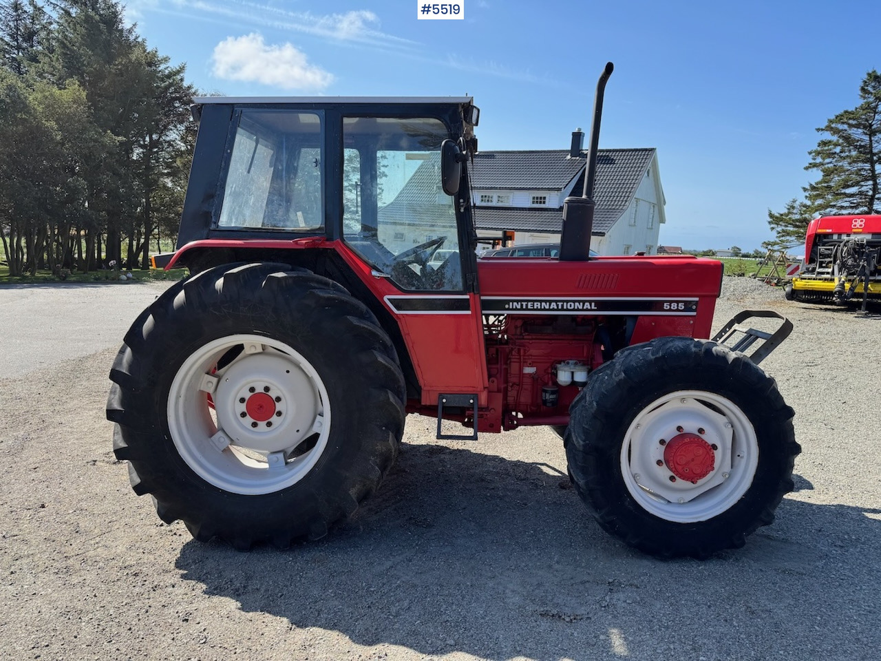 Traktor 1983 International 585: bild 6
