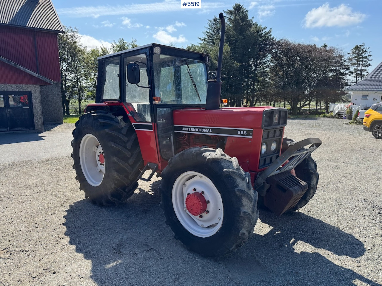 Traktor 1983 International 585: bild 7