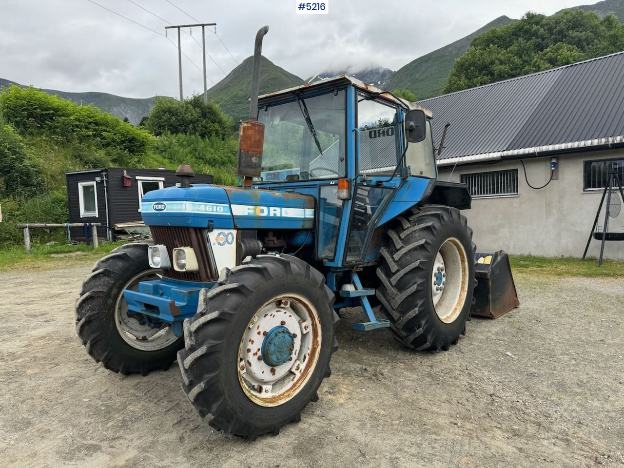 1986 Ford 4610 4x4 - Traktor: bild 1 1986 Ford 4610 4x4 - Traktor: bild 1