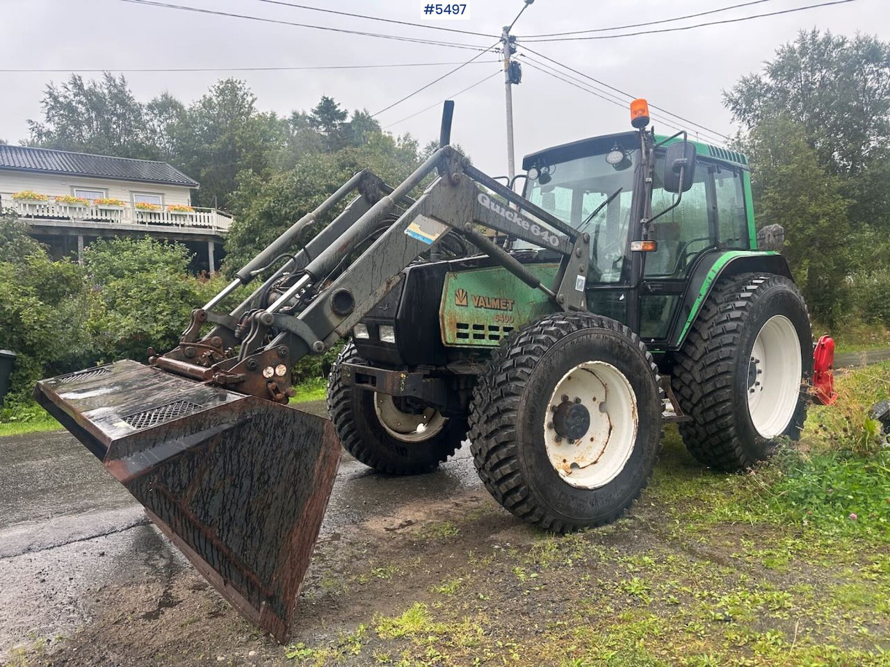 1994 Valmet 6400 Turbo 4x4 tractor with front loader and agricultural tires on rims. - Traktor: bild 3 1994 Valmet 6400 Turbo 4x4 tractor with front loader and agricultural tires on rims. - Traktor: bild 3