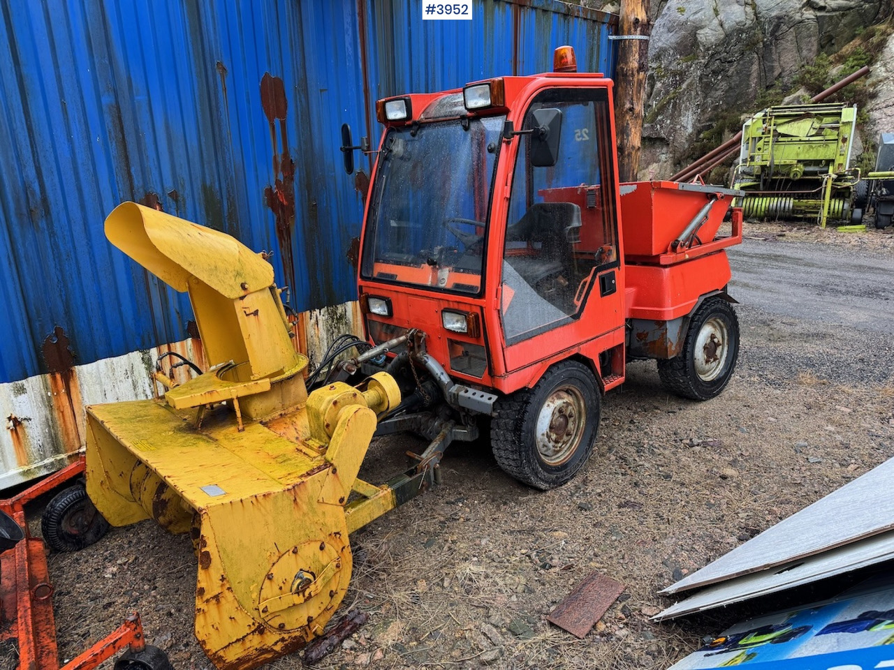1996 Holder 240 with some equipment - Traktor: bild 2 1996 Holder 240 with some equipment - Traktor: bild 2