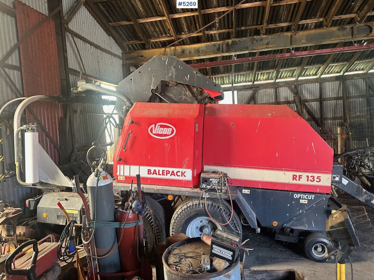 2003 Vicon RF 135 opticut round baler. - Utrustning för vallskörd: bild 3 2003 Vicon RF 135 opticut round baler. - Utrustning för vallskörd: bild 3