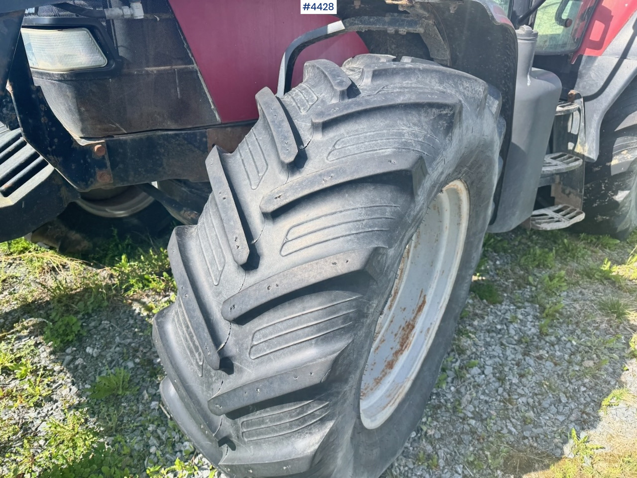 2004 Case MXU 135 4x4 w/ Front Loader. - Traktor: bild 3 2004 Case MXU 135 4x4 w/ Front Loader. - Traktor: bild 3