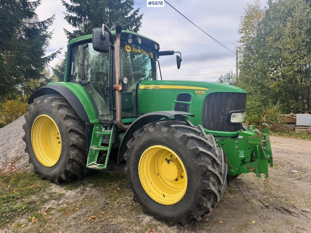 2010 John Deere 6930 with Front Hydraulic - Traktor: bild 1 2010 John Deere 6930 with Front Hydraulic - Traktor: bild 1