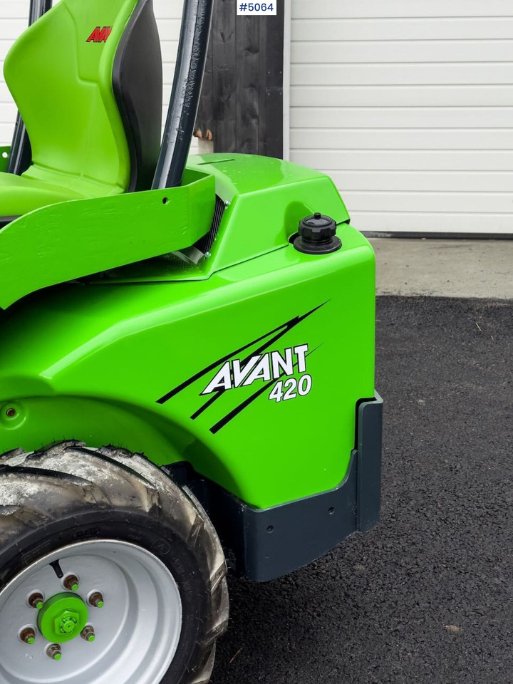 2012 Avant M420 w/ bucket NEWLY SERVICED - Minilastare: bild 5 2012 Avant M420 w/ bucket NEWLY SERVICED - Minilastare: bild 5
