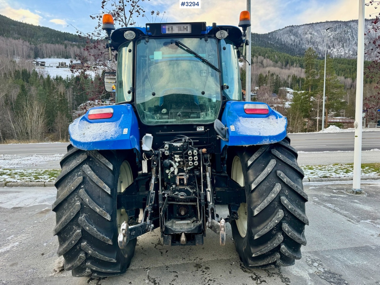 2013 New Holland T5.95 with Trima +2.1P Front Loader. New Engine! - Traktor: bild 4 2013 New Holland T5.95 with Trima +2.1P Front Loader. New Engine! - Traktor: bild 4