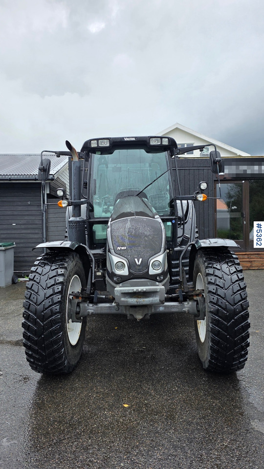 2016 Valtra N103 - Traktor: bild 2 2016 Valtra N103 - Traktor: bild 2