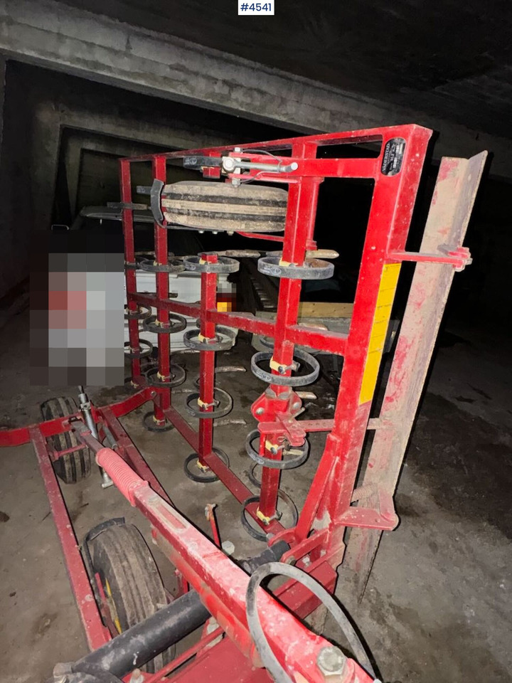 Väderstad Harrow - Maskin för jordbearbetning: bild 4 Väderstad Harrow - Maskin för jordbearbetning: bild 4