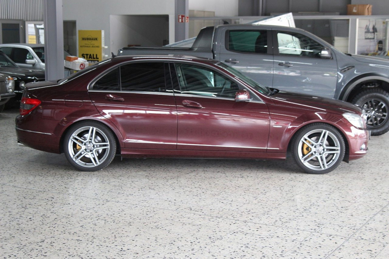 Mercedes-Benz C 230 Avantgarde Automatik sehr gepflegt! 130tKM - Sedan: bild 5 Mercedes-Benz C 230 Avantgarde Automatik sehr gepflegt! 130tKM - Sedan: bild 5