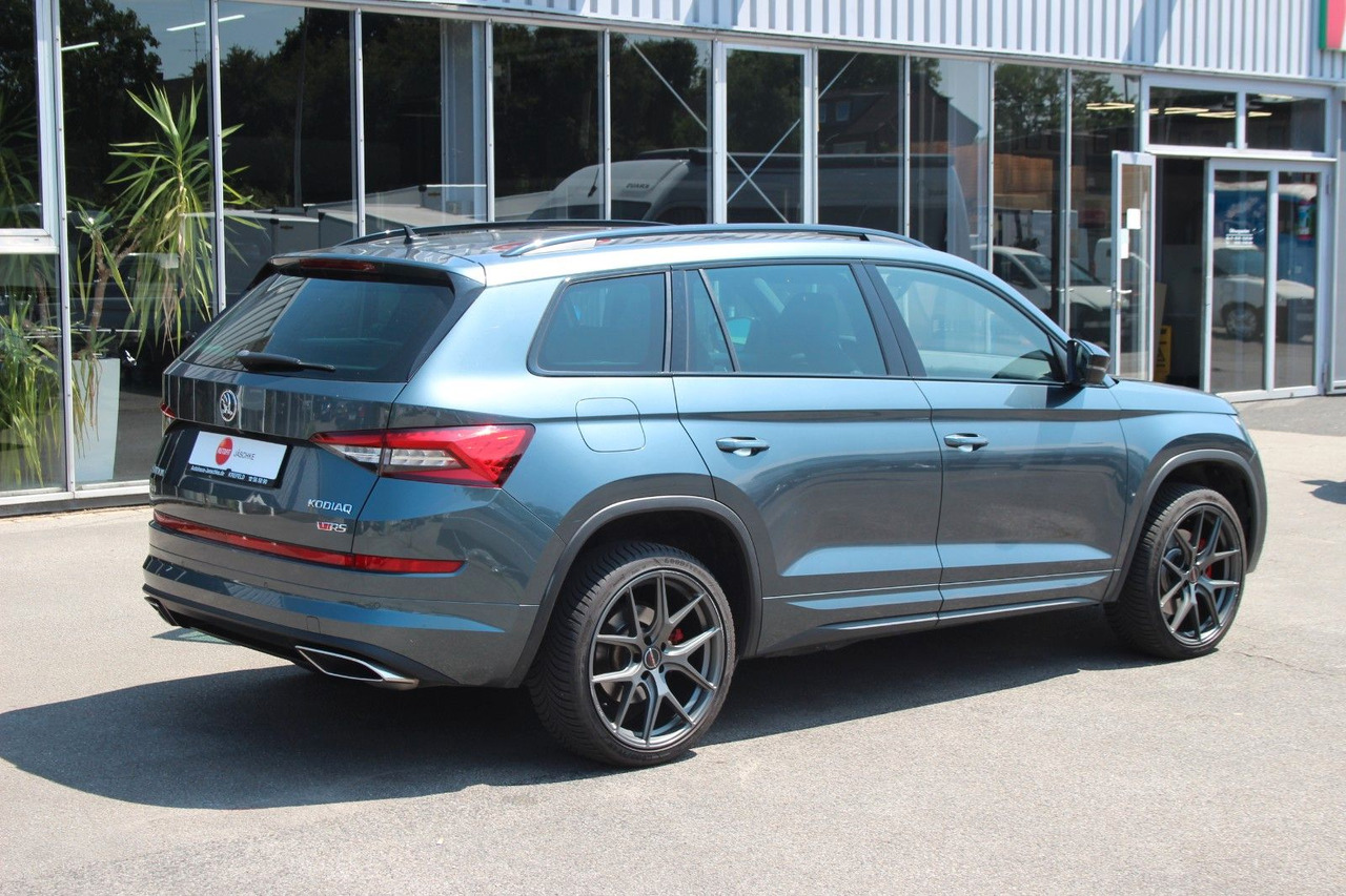 Skoda Kodiaq RS 4x4 ACC Std-Hzg Pano Alcant LED Canton - SUV: bild 3 Skoda Kodiaq RS 4x4 ACC Std-Hzg Pano Alcant LED Canton - SUV: bild 3