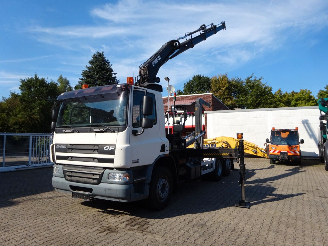 DAF 28-250 CF Abroller + HIA B195-3 Kran - Lastväxlare lastbil, Kranbil: bild 2 DAF 28-250 CF Abroller + HIA B195-3 Kran - Lastväxlare lastbil, Kranbil: bild 2