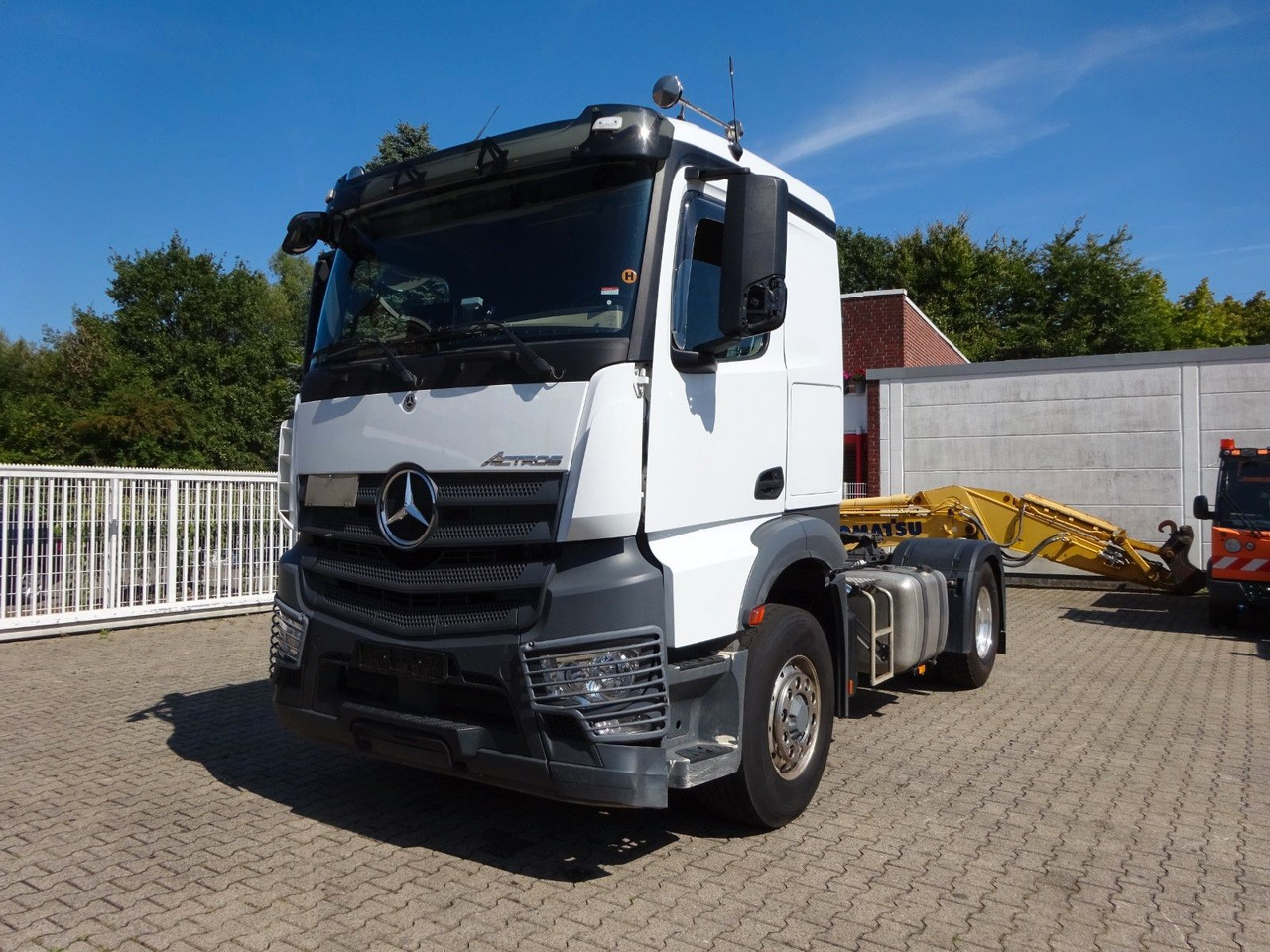 Mercedes-Benz 1846 Actros SZM HAD ALLRAD - Dragbil: bild 1 Mercedes-Benz 1846 Actros SZM HAD ALLRAD - Dragbil: bild 1