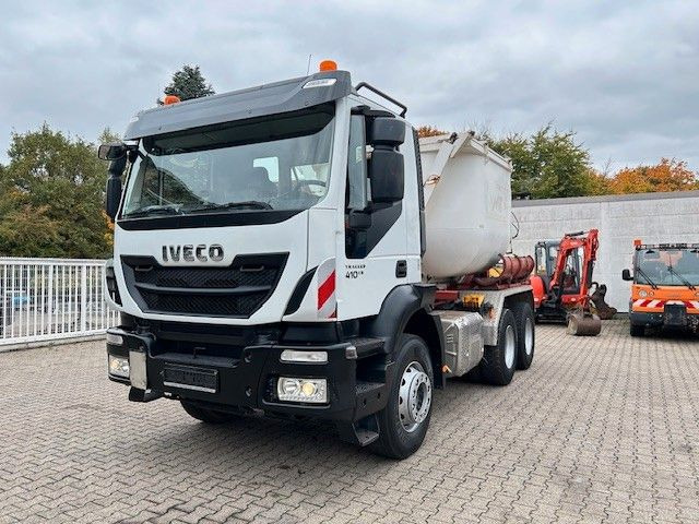Iveco 410 TRAKKER Wechselsystem Kipper + Asphaltmulde - Liftdumper lastbil: bild 1 Iveco 410 TRAKKER Wechselsystem Kipper + Asphaltmulde - Liftdumper lastbil: bild 1
