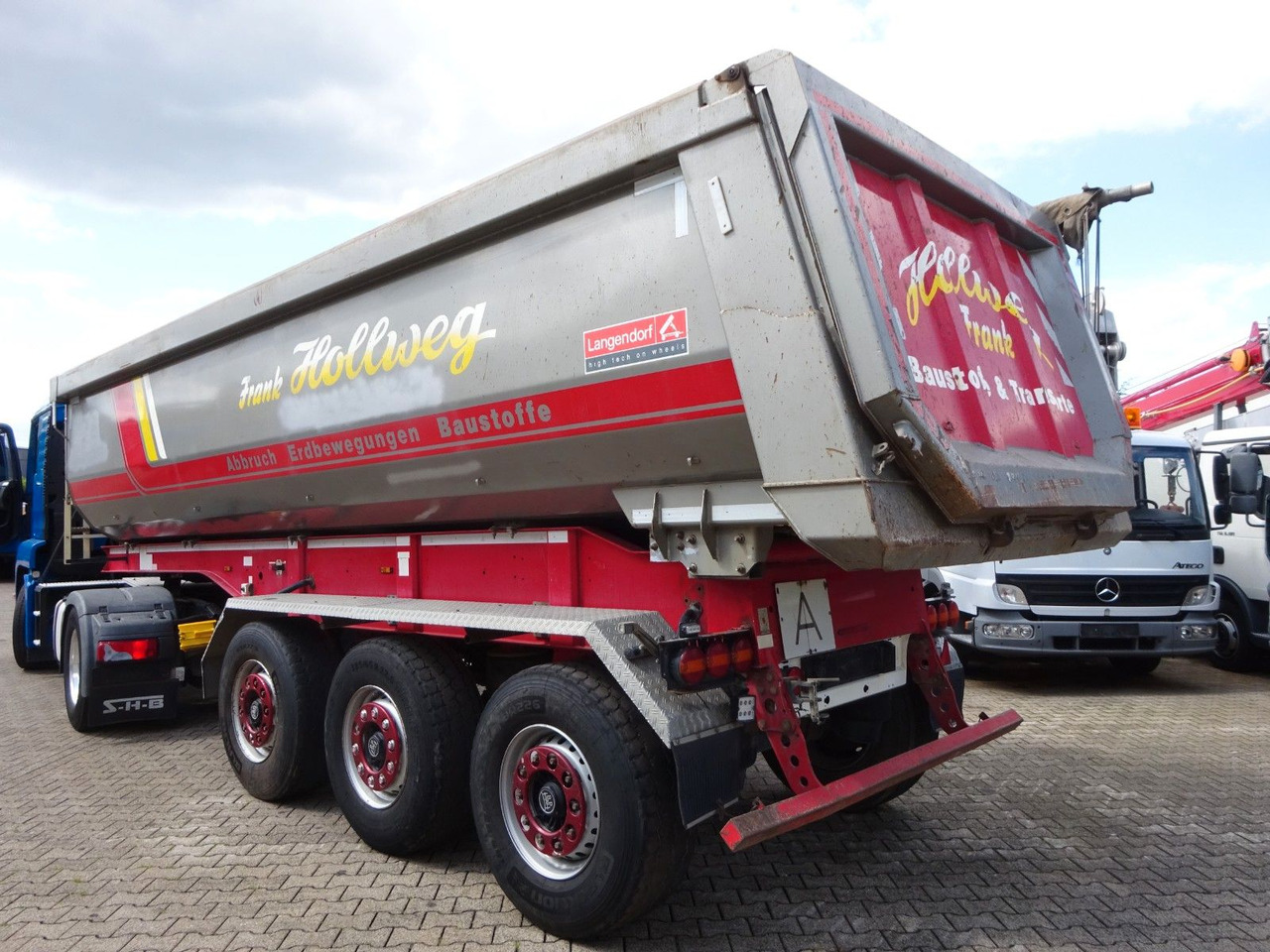 Langendorf Kippauflieger mit 3 Achsen Stahl - Tippbil semitrailer: bild 2 Langendorf Kippauflieger mit 3 Achsen Stahl - Tippbil semitrailer: bild 2