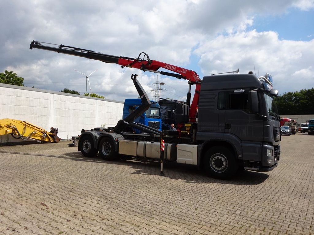 MAN 26.500 Abroller + Fassi F125A Kran 6x2-4 Allrad - Lastväxlare lastbil, Kranbil: bild 4 MAN 26.500 Abroller + Fassi F125A Kran 6x2-4 Allrad - Lastväxlare lastbil, Kranbil: bild 4