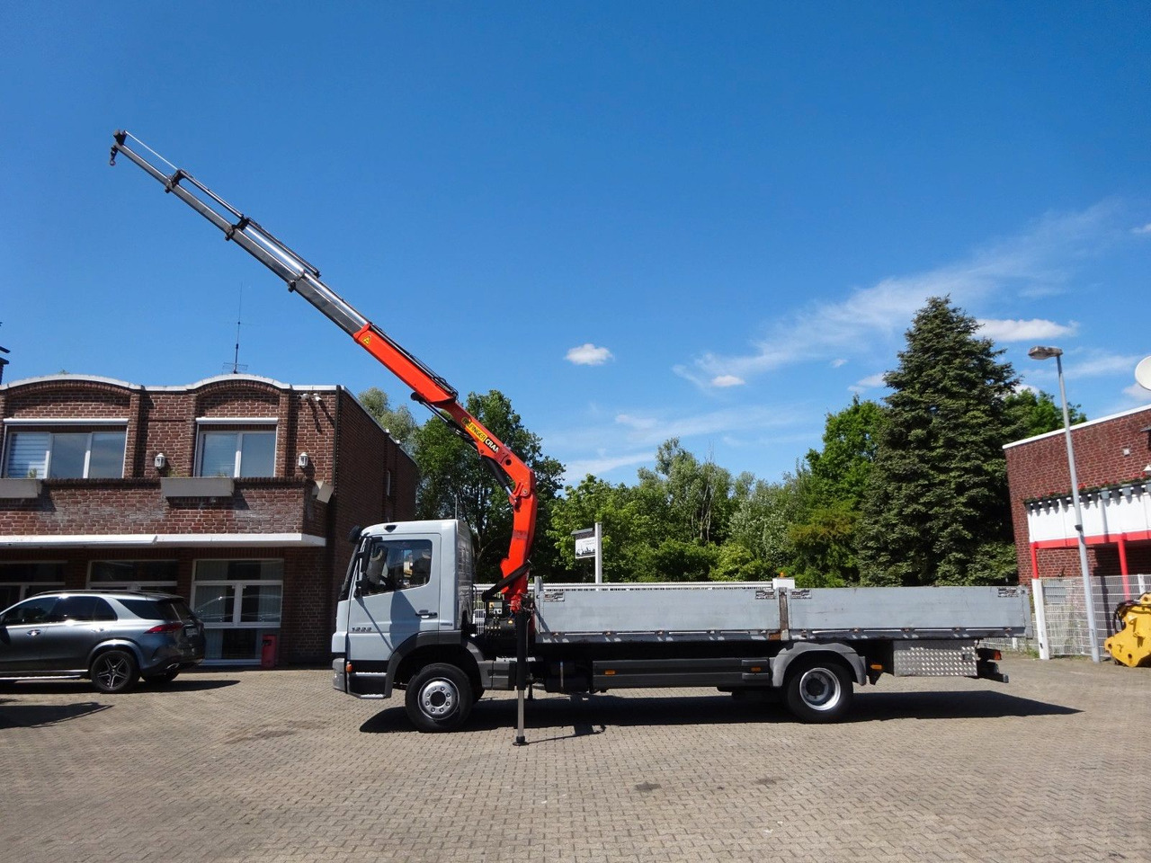 Mercedes-Benz 1222 Atego mit Palfinger PK8501 Kran 4x2 - Flakbil, Kranbil: bild 1 Mercedes-Benz 1222 Atego mit Palfinger PK8501 Kran 4x2 - Flakbil, Kranbil: bild 1