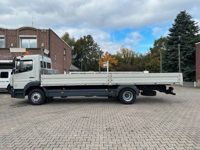 Mercedes-Benz 1527 Atego Pritsche 4x2 - Flakbil: bild 3 Mercedes-Benz 1527 Atego Pritsche 4x2 - Flakbil: bild 3