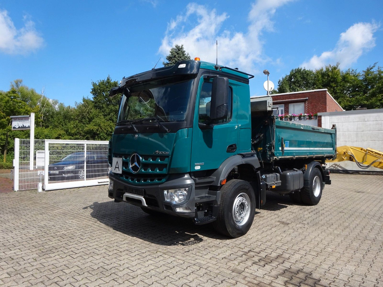 Mercedes-Benz 1833 Actros MEILLER 3Skipper 4x2 - Tippbil lastbil: bild 4 Mercedes-Benz 1833 Actros MEILLER 3Skipper 4x2 - Tippbil lastbil: bild 4