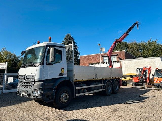 Mercedes-Benz 2636 Pritsche + Fassi F135 Kran 6x4 Blatt-Blatt - Kranbil: bild 2 Mercedes-Benz 2636 Pritsche + Fassi F135 Kran 6x4 Blatt-Blatt - Kranbil: bild 2