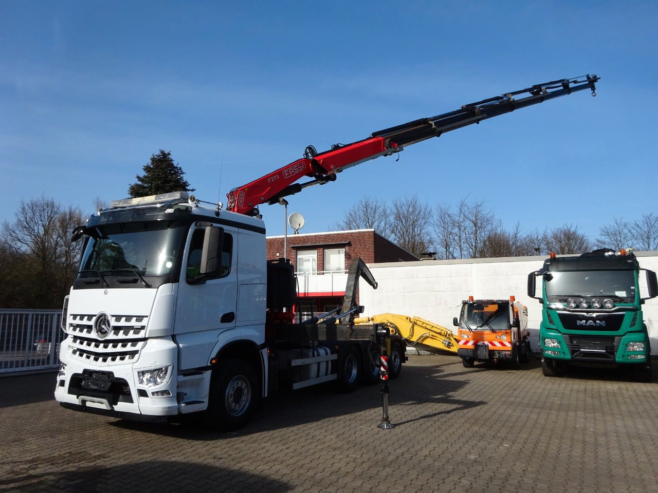 Mercedes-Benz 3248 Fassi Abroller + Fassi F275A 8x4 TRIDEM - Kranbil: bild 5 Mercedes-Benz 3248 Fassi Abroller + Fassi F275A 8x4 TRIDEM - Kranbil: bild 5