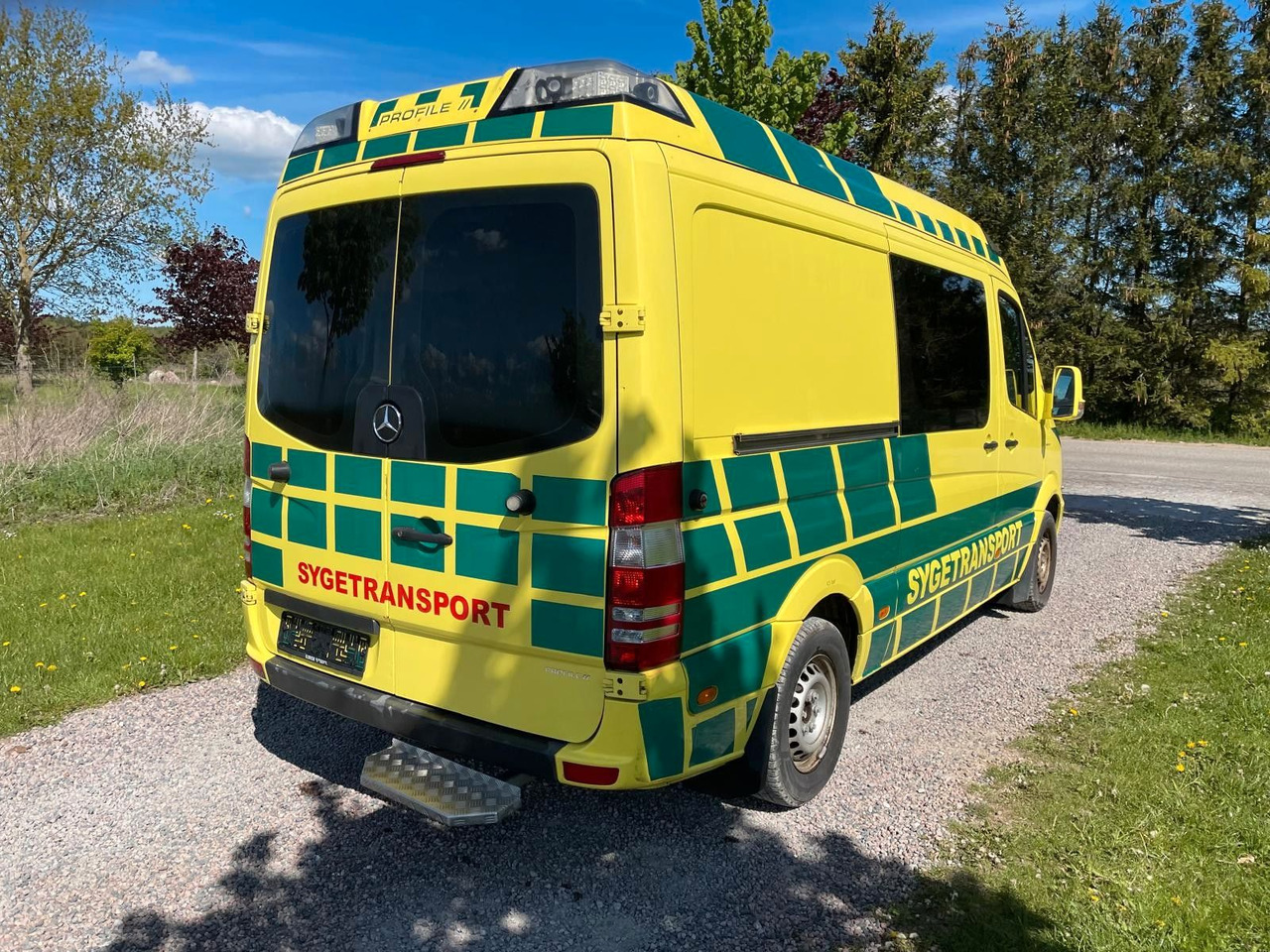 Mercedes-Benz Sprinter II Kasten 316 CDI Aut Ambulance* - Ambulans: bild 5 Mercedes-Benz Sprinter II Kasten 316 CDI Aut Ambulance* - Ambulans: bild 5