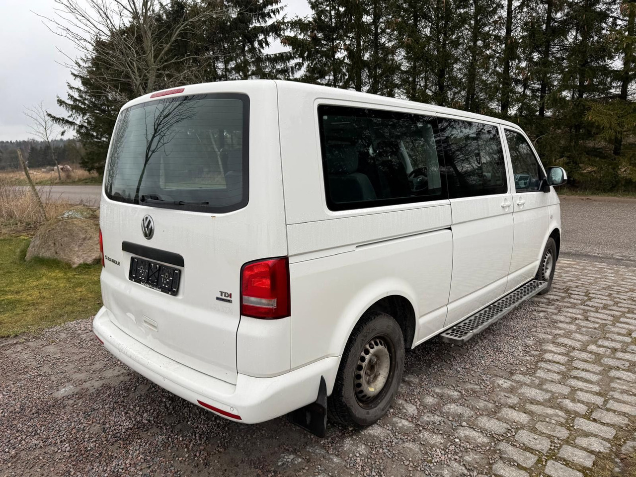 Volkswagen T5 Caravelle 2.0 TDI DSG Lang *7 Sitzplätze* - Persontransport: bild 4 Volkswagen T5 Caravelle 2.0 TDI DSG Lang *7 Sitzplätze* - Persontransport: bild 4