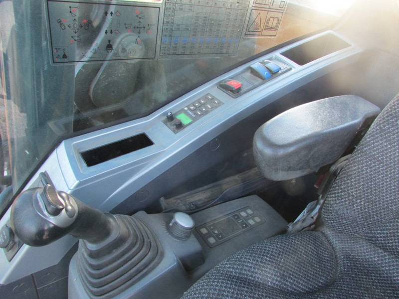 Bandgrävare Hyundai HX 130 ALCR Kettenbagger 77.500 EUR / AC: bild 11