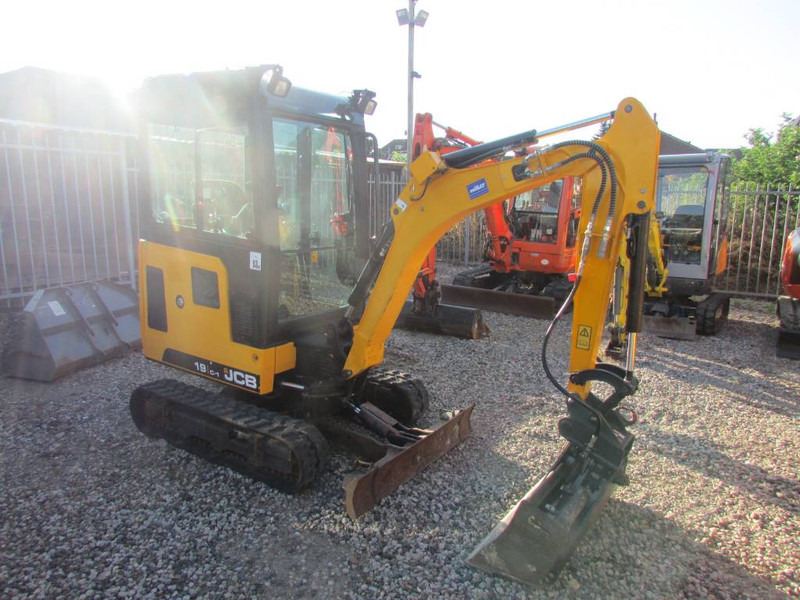 JCB 19 C-1 PC Minibagger 18.500 EUR - Minigrävmaskin: bild 3 JCB 19 C-1 PC Minibagger 18.500 EUR - Minigrävmaskin: bild 3