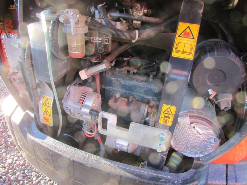 Kubota KX 016-4 Minibagger 15.250 EUR - Minigrävmaskin: bild 5 Kubota KX 016-4 Minibagger 15.250 EUR - Minigrävmaskin: bild 5