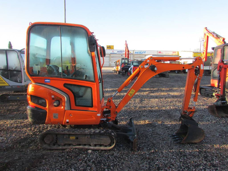 Kubota KX 016-4 Minibagger 16.000 EUR - Minigrävmaskin: bild 3 Kubota KX 016-4 Minibagger 16.000 EUR - Minigrävmaskin: bild 3