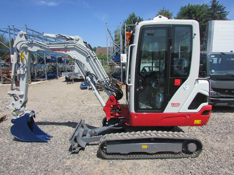Takeuchi TB 225 Minibagger 44.000 EUR - Minigrävmaskin: bild 1 Takeuchi TB 225 Minibagger 44.000 EUR - Minigrävmaskin: bild 1