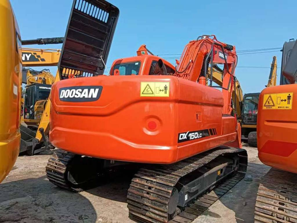 Doosan DX150 - Bandgrävare: bild 4 Doosan DX150 - Bandgrävare: bild 4