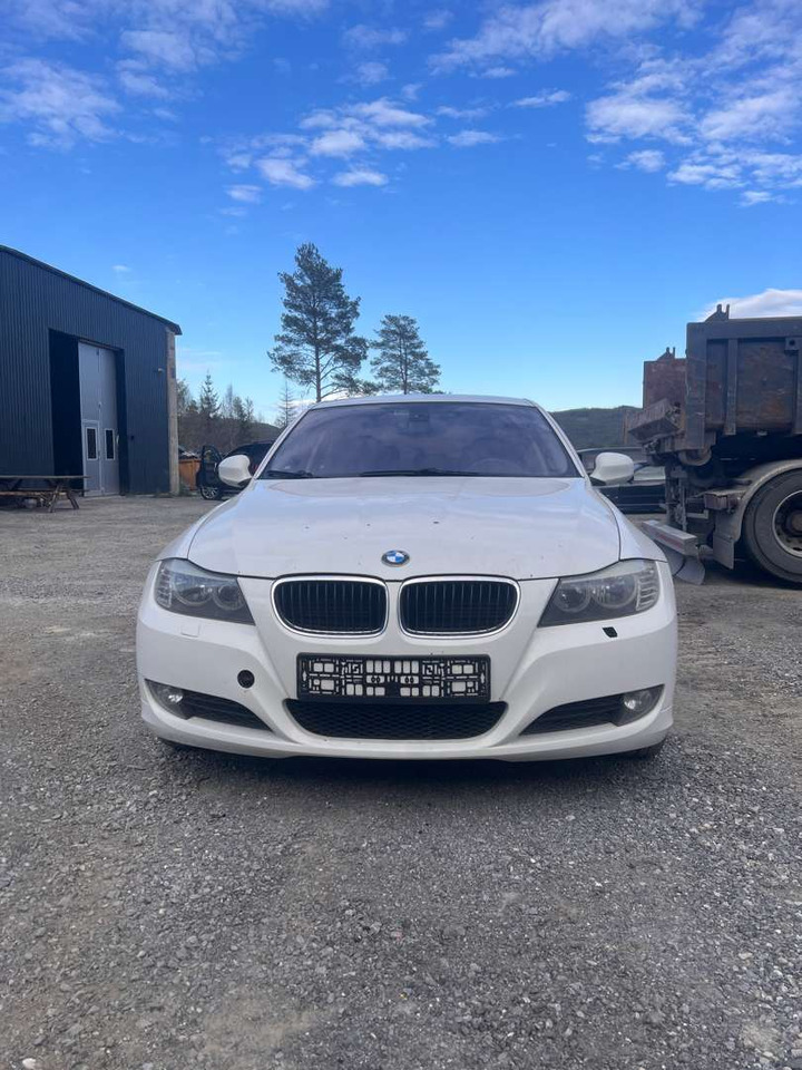 2009 BMW 316i Facelift (se mangellapp) - rep.-objekt - Personbil: bild 1 2009 BMW 316i Facelift (se mangellapp) - rep.-objekt - Personbil: bild 1