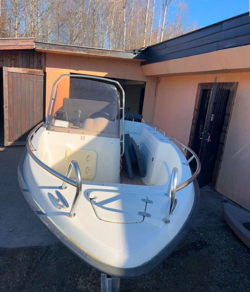 2010 Askeladden 475 FREESTYLE M/50 hk Suzuki 4takt. Registrert henger - Övrig maskin: bild 2 2010 Askeladden 475 FREESTYLE M/50 hk Suzuki 4takt. Registrert henger - Övrig maskin: bild 2