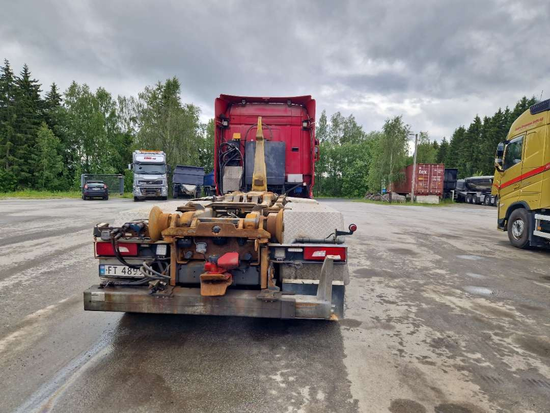 Scania R580 Brøytebil med sideplog og hydraulisk saltsystem - Lastväxlare lastbil: bild 4 Scania R580 Brøytebil med sideplog og hydraulisk saltsystem - Lastväxlare lastbil: bild 4