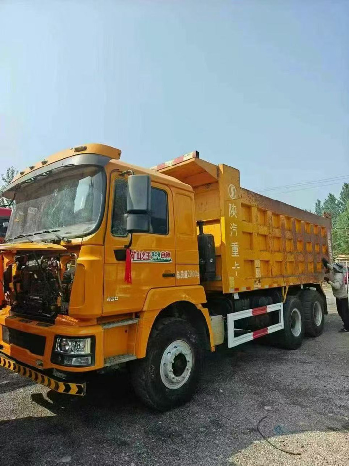 SHACMAN - Terränggående truck: bild 2 SHACMAN - Terränggående truck: bild 2
