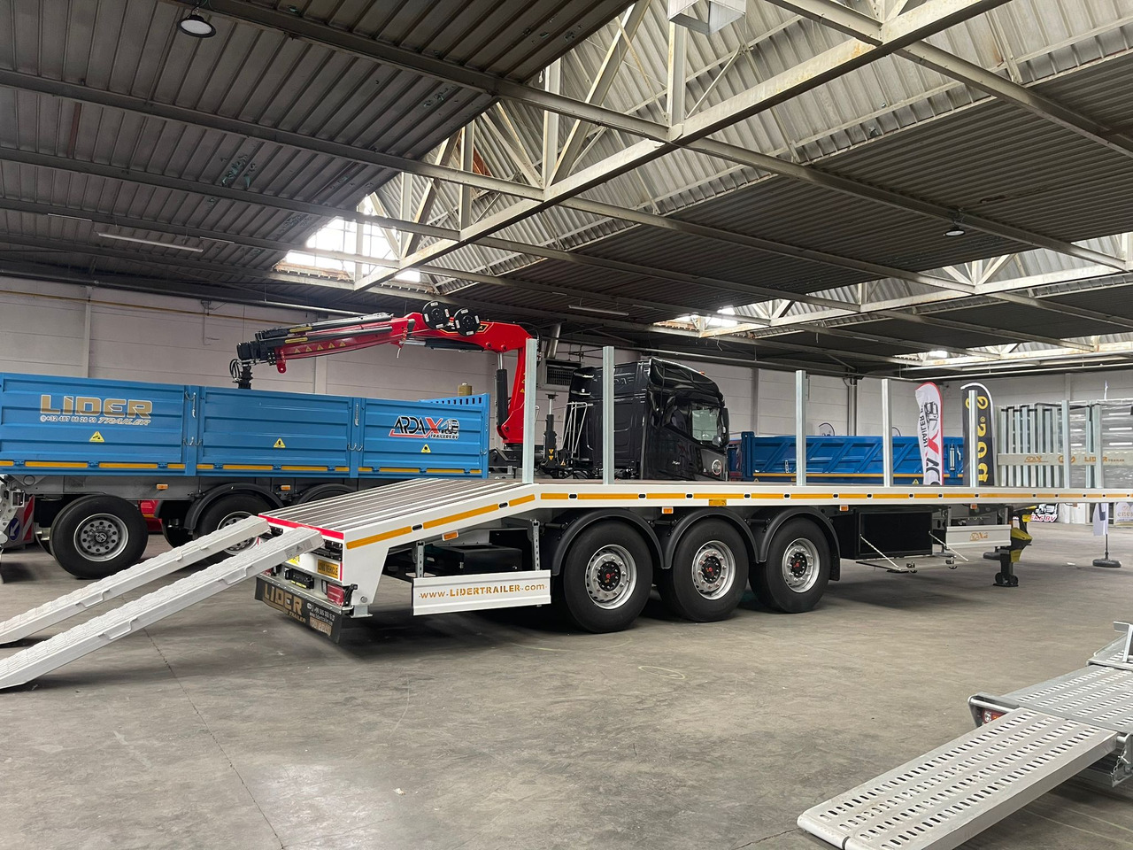LIDER 3-assige platte oplegger - Flaktrailer: bild 3 LIDER 3-assige platte oplegger - Flaktrailer: bild 3