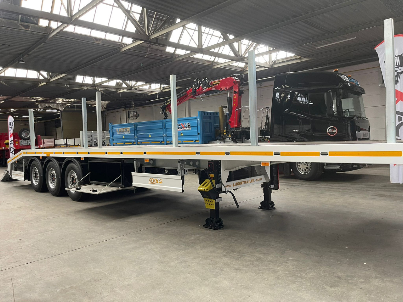 LIDER 3-assige platte oplegger - Flaktrailer: bild 4 LIDER 3-assige platte oplegger - Flaktrailer: bild 4